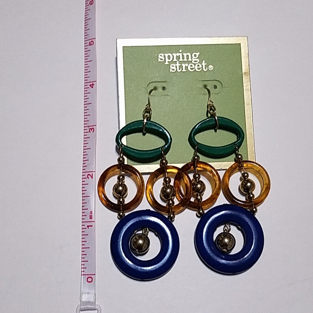 Spring Street Earrings - Picture 2 of 3